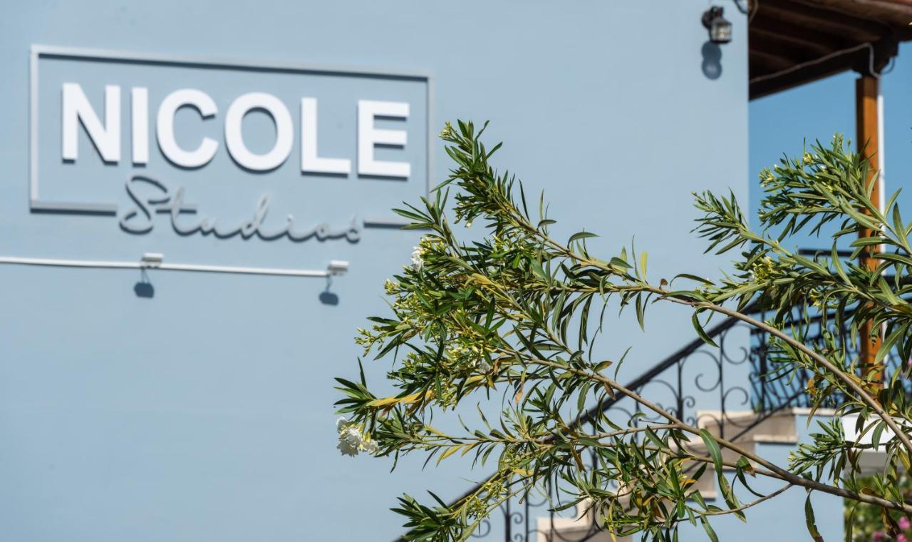 Nicole Studios 拉加纳斯 外观 照片