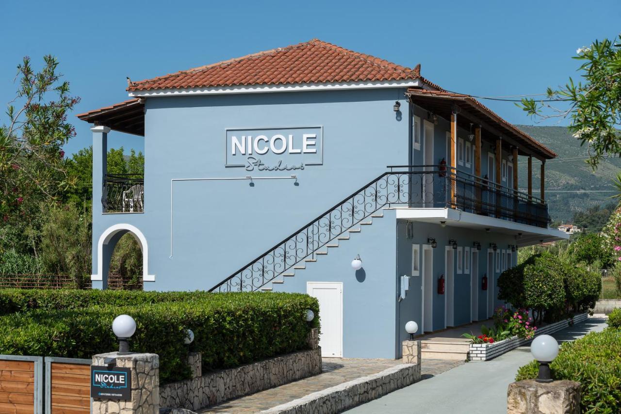 Nicole Studios 拉加纳斯 外观 照片