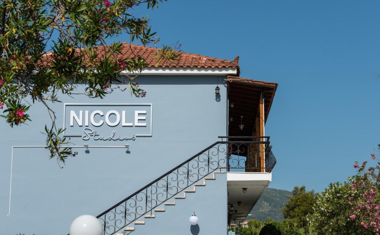 Nicole Studios 拉加纳斯 外观 照片